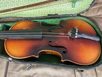 Staré housle Josef Lidl