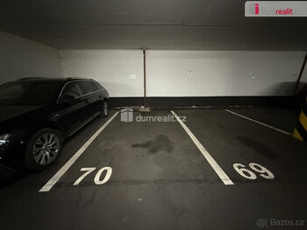 Pronájem garážového stání v rezidenci Anděl City Smíchov