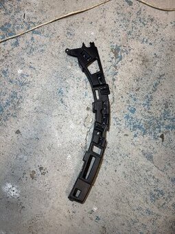 Pravý držák předního nárazníku PSA koncern SU001-A8770