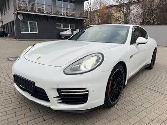 Porsche Panamera GTS model 2014 dověry vzduch nez.topení