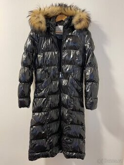 Dámský zimní kabát Moncler
