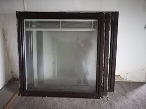 PLASTOVÁ OKNA S DEKOREM DŘEVA - čtěte popis