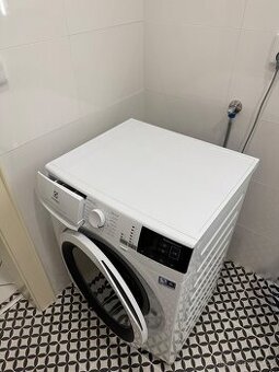 Pračka se sušičkou Electrolux
