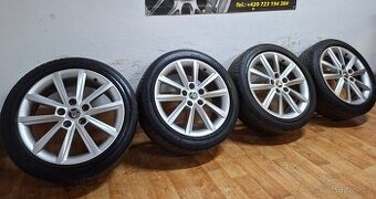 Alu kola R17 5x112 Škoda + letní pneu 225/45/17 Falken