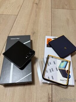 Samsung Galaxy Z Flip 7 + Spigen kryt