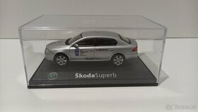 Škoda Superb II, IIHF 2008 Canada MS limitka, 1/43 Abrex