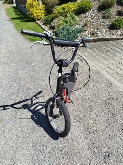 Koloběžka yedoo city