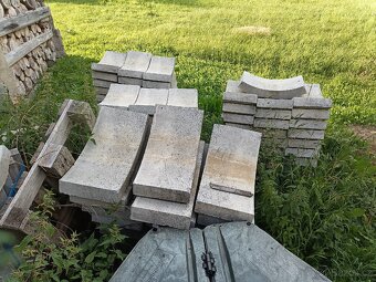 Žlaby, příkopová koryta