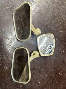 Predám spatní zrcátko do plexištítu JAWA ČZ -