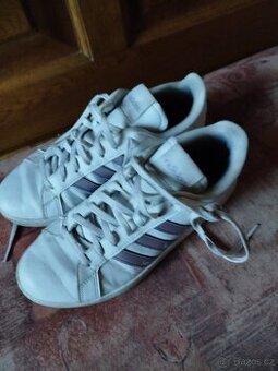 Boty botasky Adidas 40