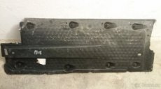 Octávia 2 plastový kryt podlahy levý