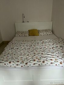 Rám a čelo postele Brimnes + lamelové rošty Luroy 160x200 cm