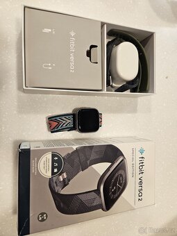 Fitbit Versa 2 Special Edition (Smartwatch) [sleva]