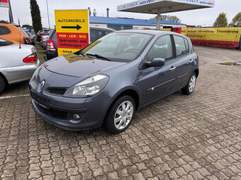benzínový Renault Clio 1.6   65000km  jeden majitel
