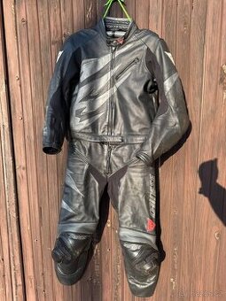 Pánská dvoudílná kombinéza na motorku DAINESE