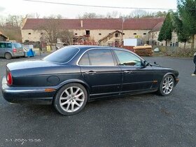 Jaguar X350