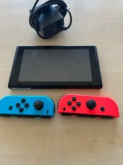 Prodám NINTENDO SWITCH