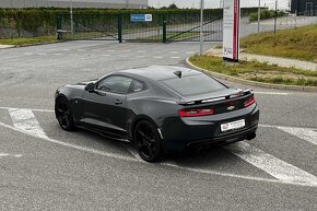 Chevrolet Camaro SS 6.2 V8 coupe – autopůjčovna - 1