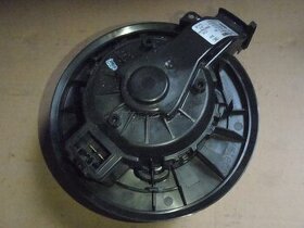 VW UP MOTORCEK KURENIA NOVY ORIG