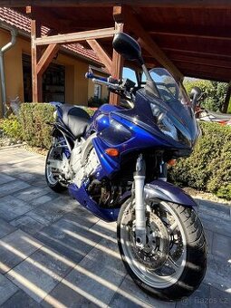 Yamaha Fazer 600 Top stav