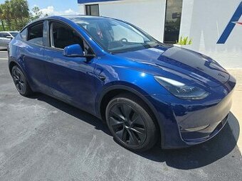 Tesla Model Y Long Range 2025
