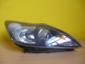 Světlomet XENON přední pravý FORD Focus II