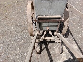 Podmitaci stroj - 1