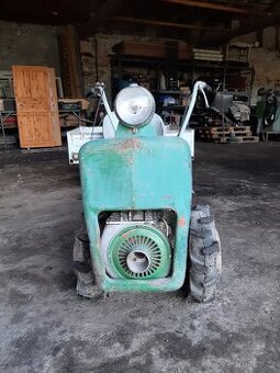 Malotraktor Tj5
