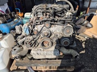 Motor 2,2 cdi 120kw 651 940 - 1
