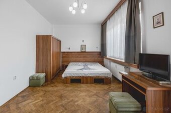 Krásný byt 1+kk /T, 28 m2 + 10 m2, přímo u Václavského náměs