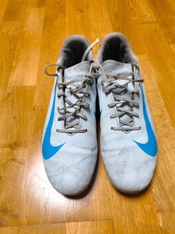Kopačky NIKE Mercurial vel. č. 41