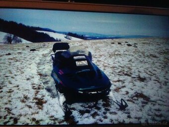 Sněžný skútr 580