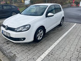 Prodám VW-Golf 1.2TSI 63Kw.  Automat