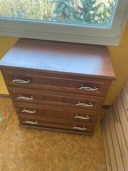 Komoda se šuplíky
