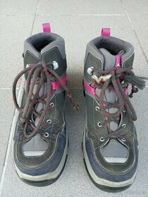KOTNÍKOVÉ BOTY