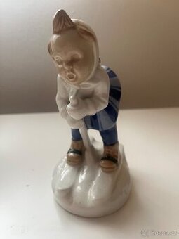 Porcelánová soška - malá lyžařka
