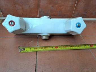 Vodovodní retro baterie