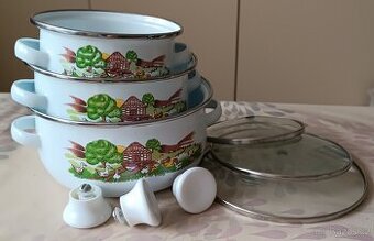Sada  - 3 smaltované kastrůlky