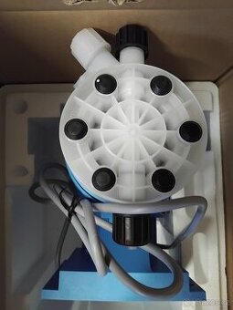 Dávkovací čerpadlo chemie bazénové