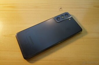 Samsung Galaxy S21 5G –funkční, škrábance