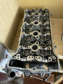 Hlava motoru Honda hornet 600