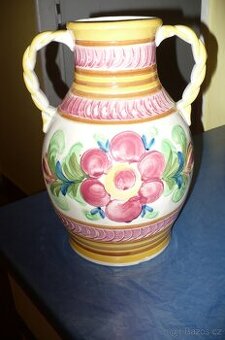 džbán keramický malovaný