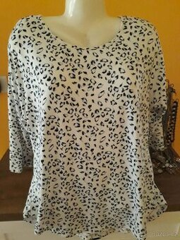 Halenka s leopardím vzorem vel. 44/46