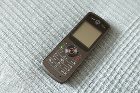 Motorola W156, 100% stav
