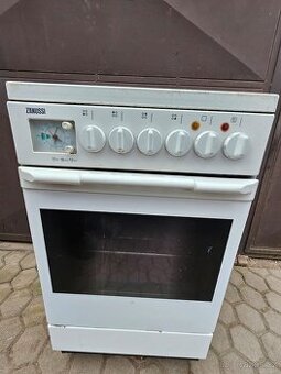 Elektrický sporák Zanussi
