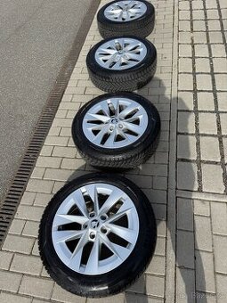 Alu kola Rotare Škoda Octavia 4 205/55/17 zimní