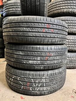 205/65 R16 95H celoroční pneu Kumho