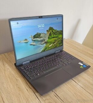 Lenovo LOQ 15IRH8 | RTX4060 | i5-13500H | 2560×1440