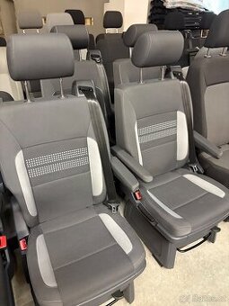 Sedadla otočné Vw T5.1 Lift Výborný stav