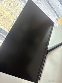 Monitor aoc